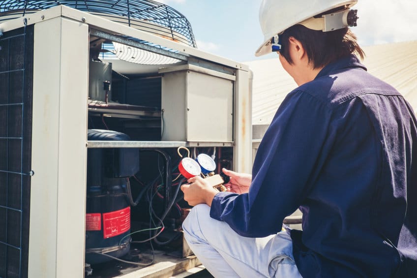 contractor performing heating services thornton co